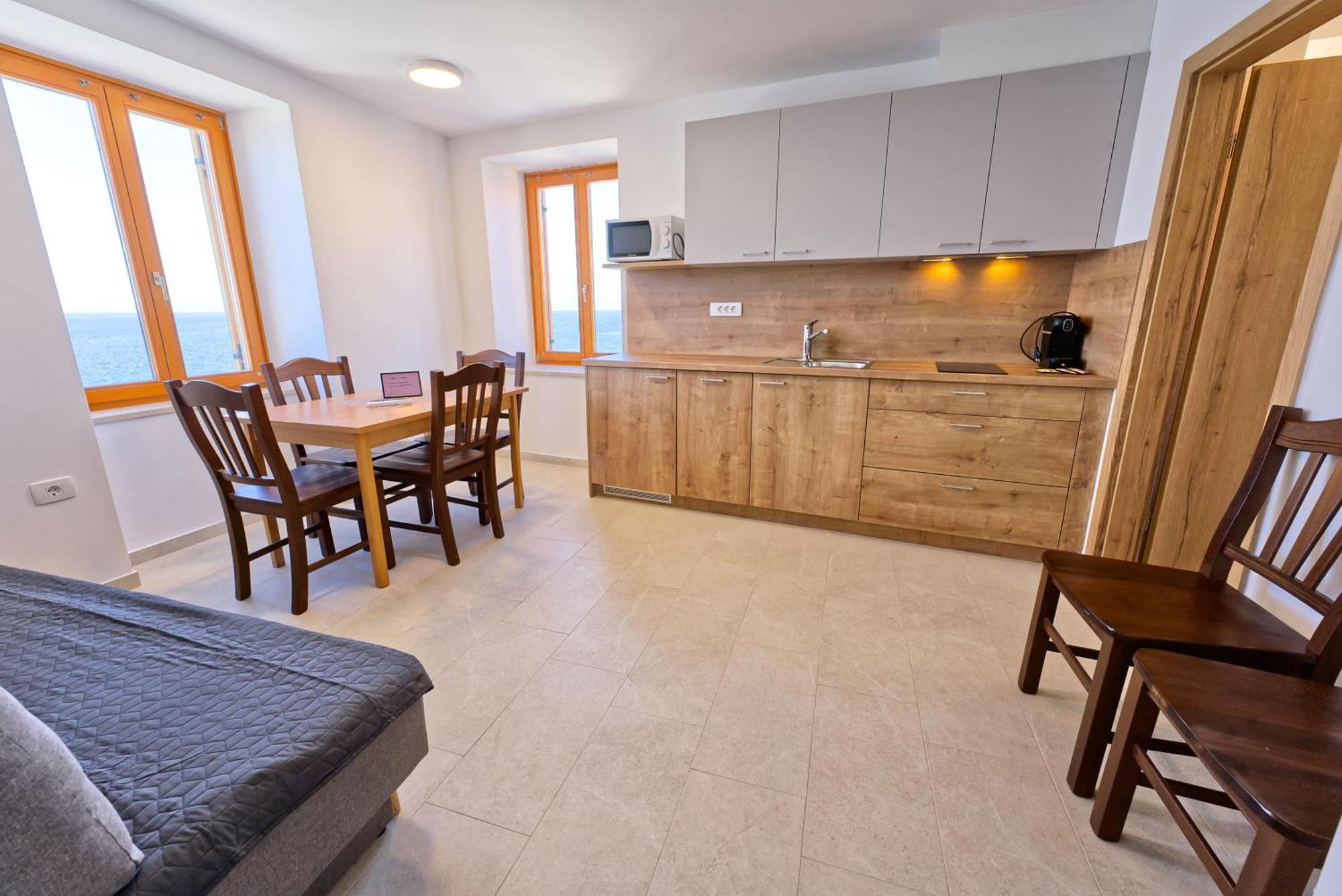 Apartments Punta Pirano Esterno foto
